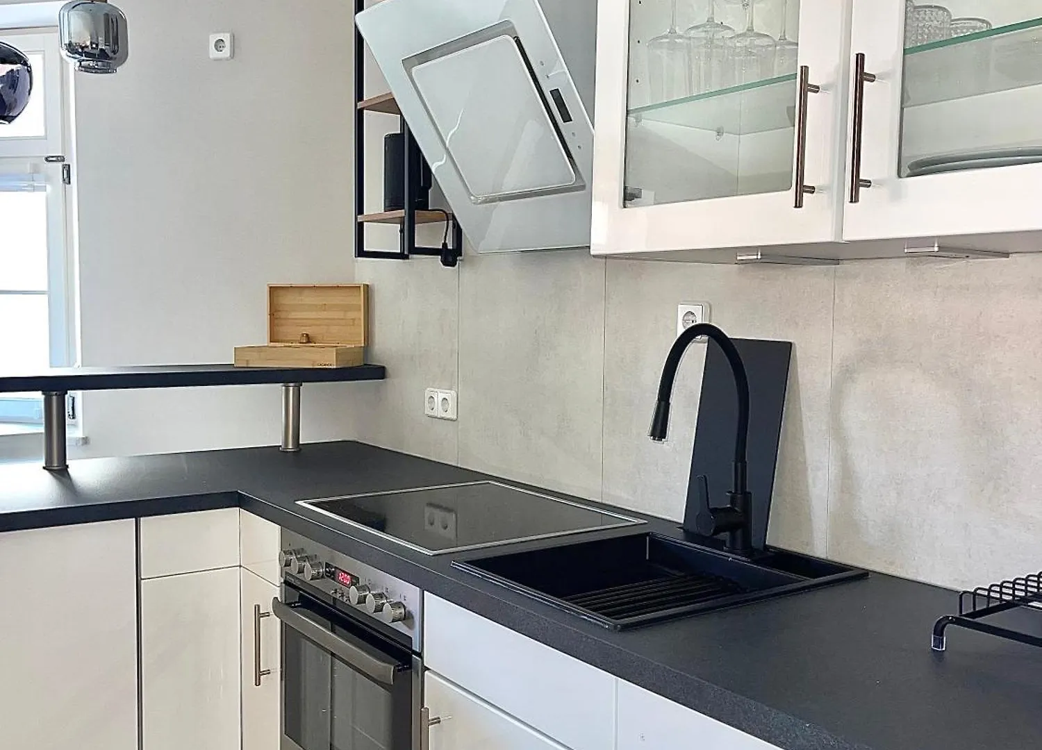 Design Apartment Auf 2 Etagen Mit Balkon Nahe Isar & Innenstadt Muenchen  Munich