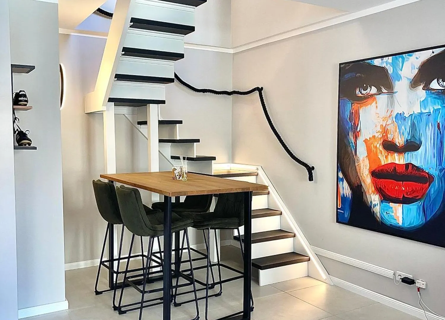 Design Apartment Auf 2 Etagen Mit Balkon Nahe Isar & Innenstadt Muenchen
