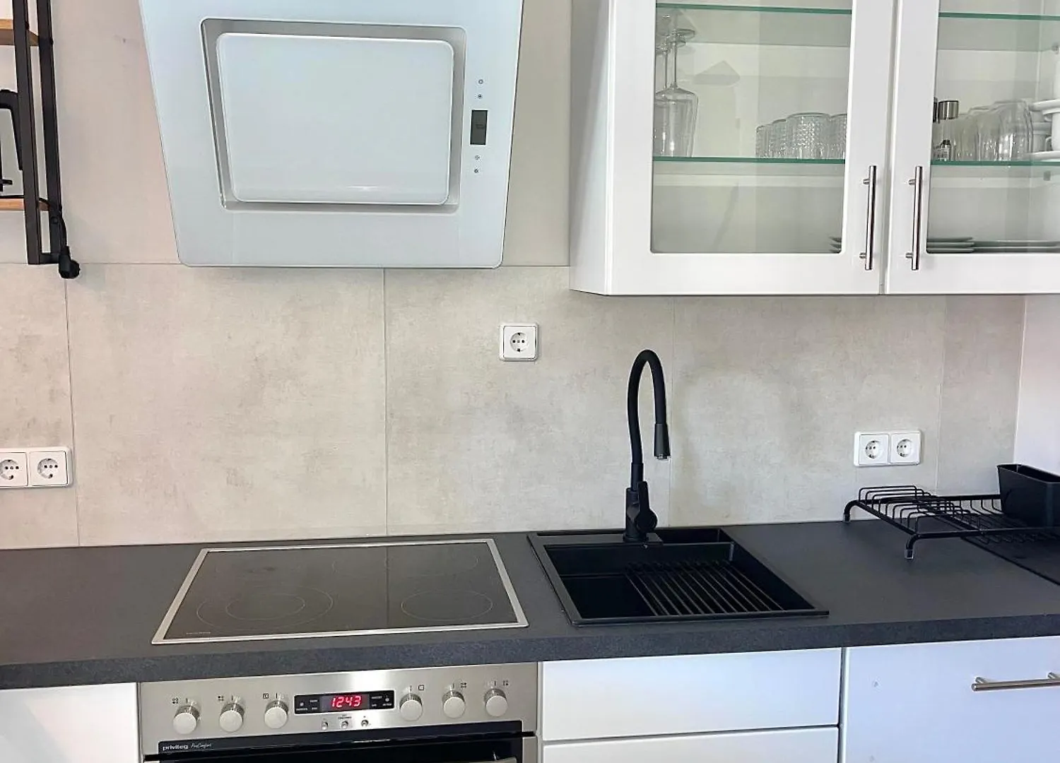 Design Apartment Auf 2 Etagen Mit Balkon Nahe Isar & Innenstadt Muenchen