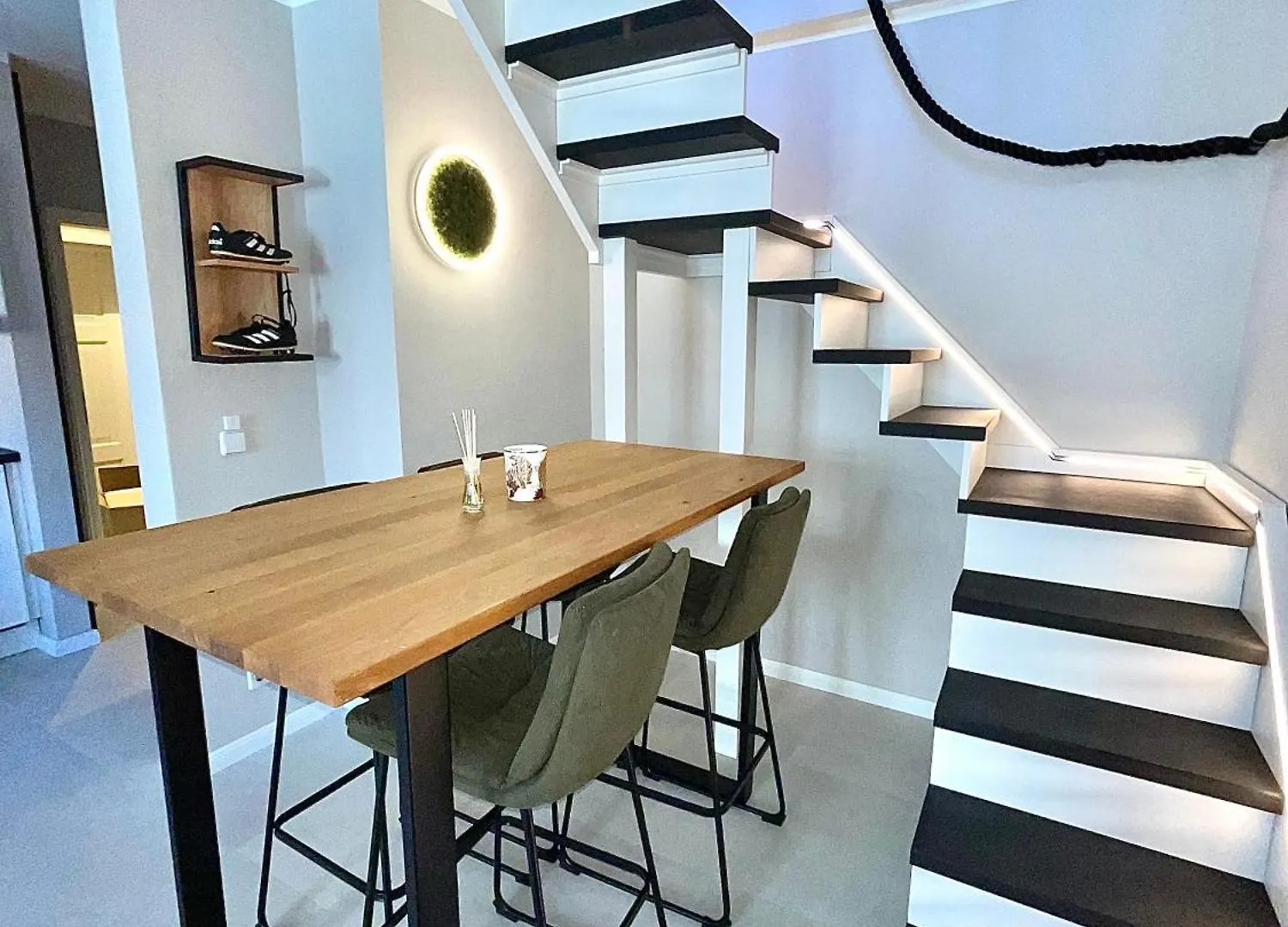 Design Apartment Auf 2 Etagen Mit Balkon Nahe Isar & Innenstadt Muenchen  Munich