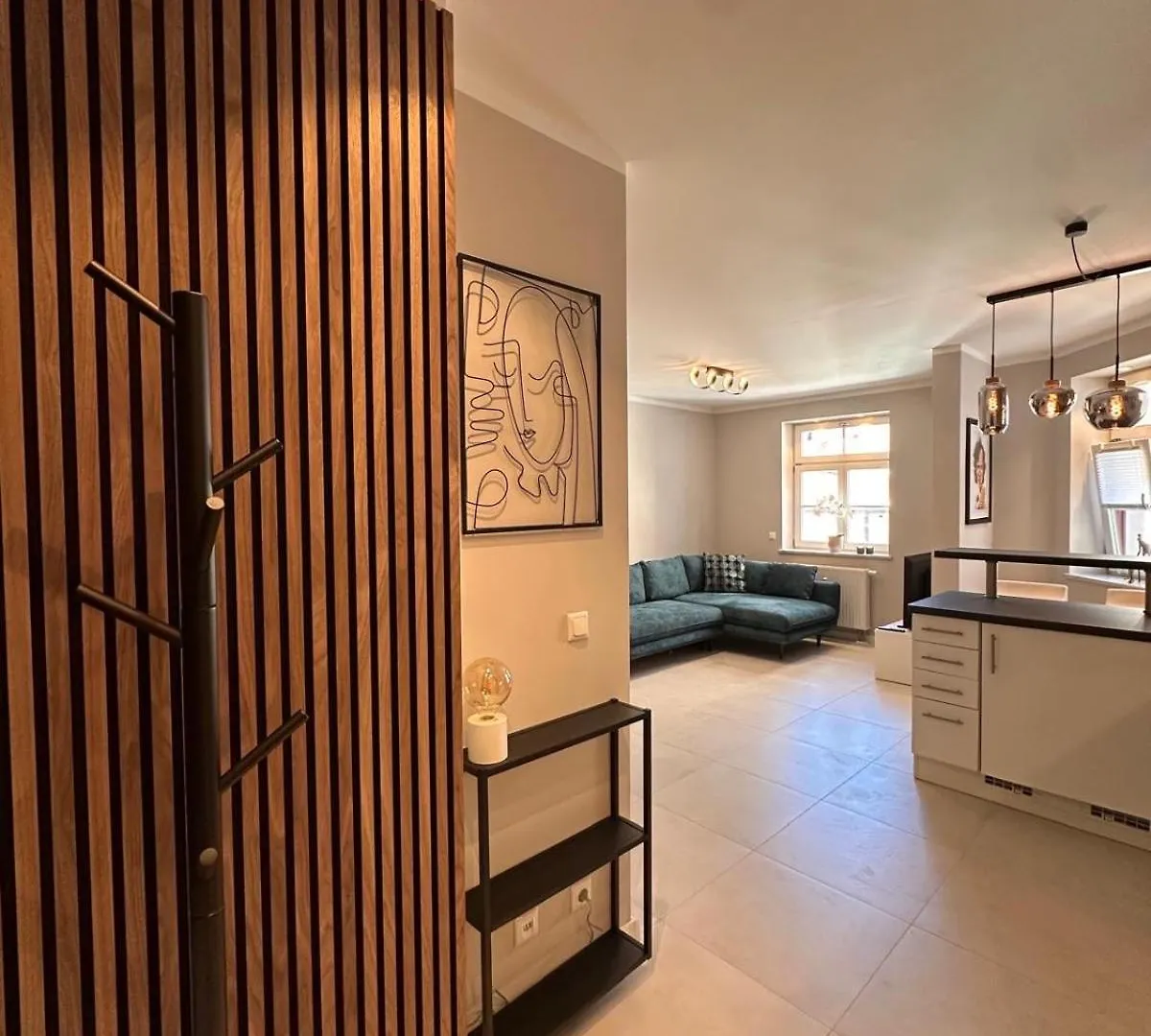 Design Apartment Auf 2 Etagen Mit Balkon Nahe Isar & Innenstadt Muenchen  Munich