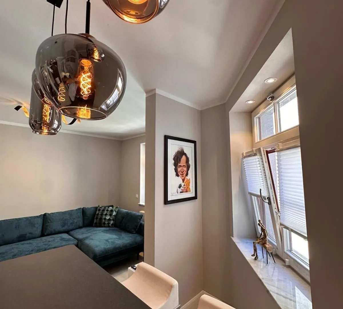 Design Apartment Auf 2 Etagen Mit Balkon Nahe Isar & Innenstadt Muenchen