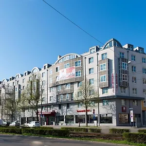 慕尼黑市奥林匹克公园莱昂纳多酒店 酒店